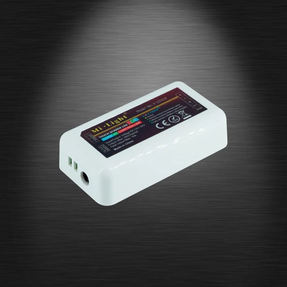 CONTROLLER FOR RGB 4 ZONE 12V 3x6A RF kontroller LED szalaghoz