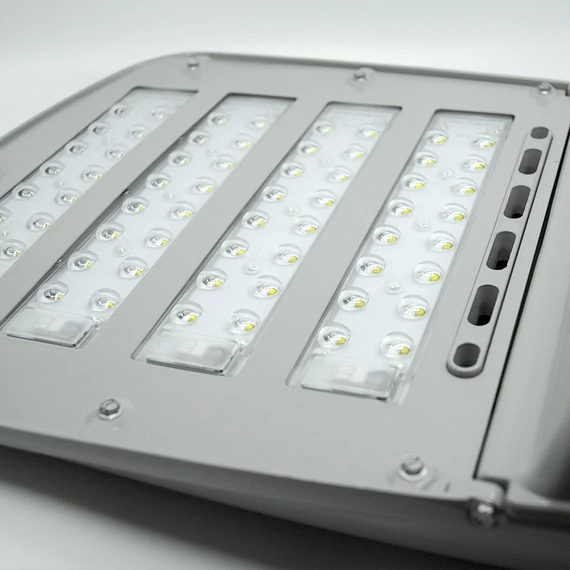 GRANADA PRO 75W 5000K LED utcai lámpatest