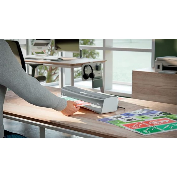 Meleglamináló fólia, 125mikron, A4, fényes, UDT technológiával, LEITZ 