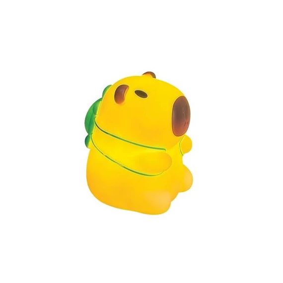 Capybara éjszakai fény