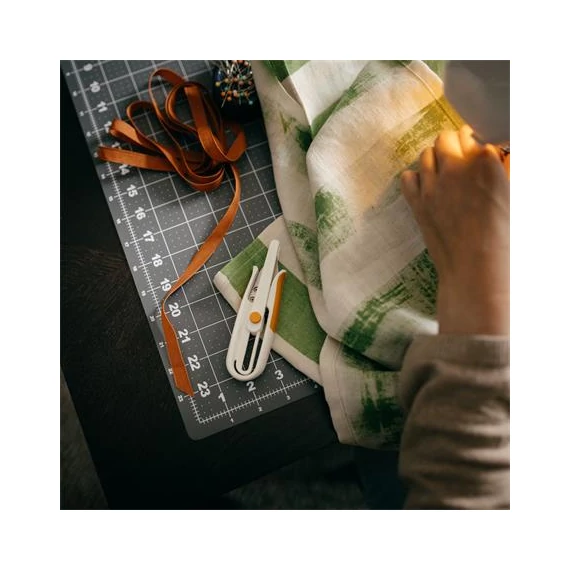 Cérnavágó olló, FISKARS 