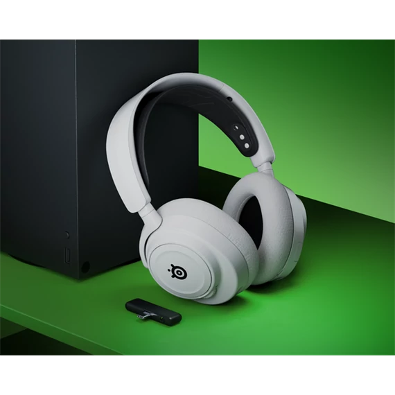 Steelseries Arctis Nova 7X vezeték nélküli fehér gamer fejhallgató
