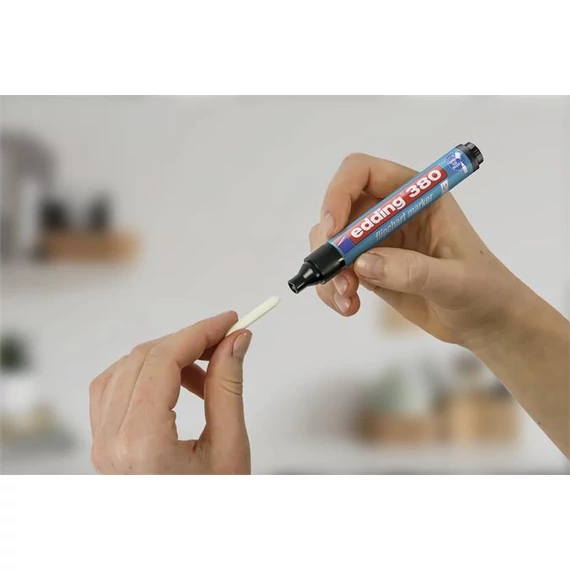 Flipchart marker, 1,5-3 mm, kúpos, EDDING 